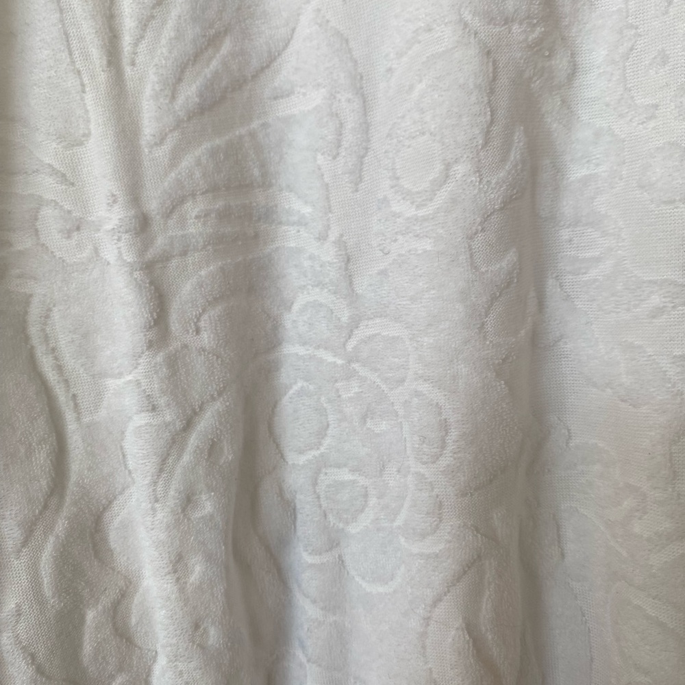 Lilly Pulitzer White Textured V-Neck swim cover up - Picture 2 of 6